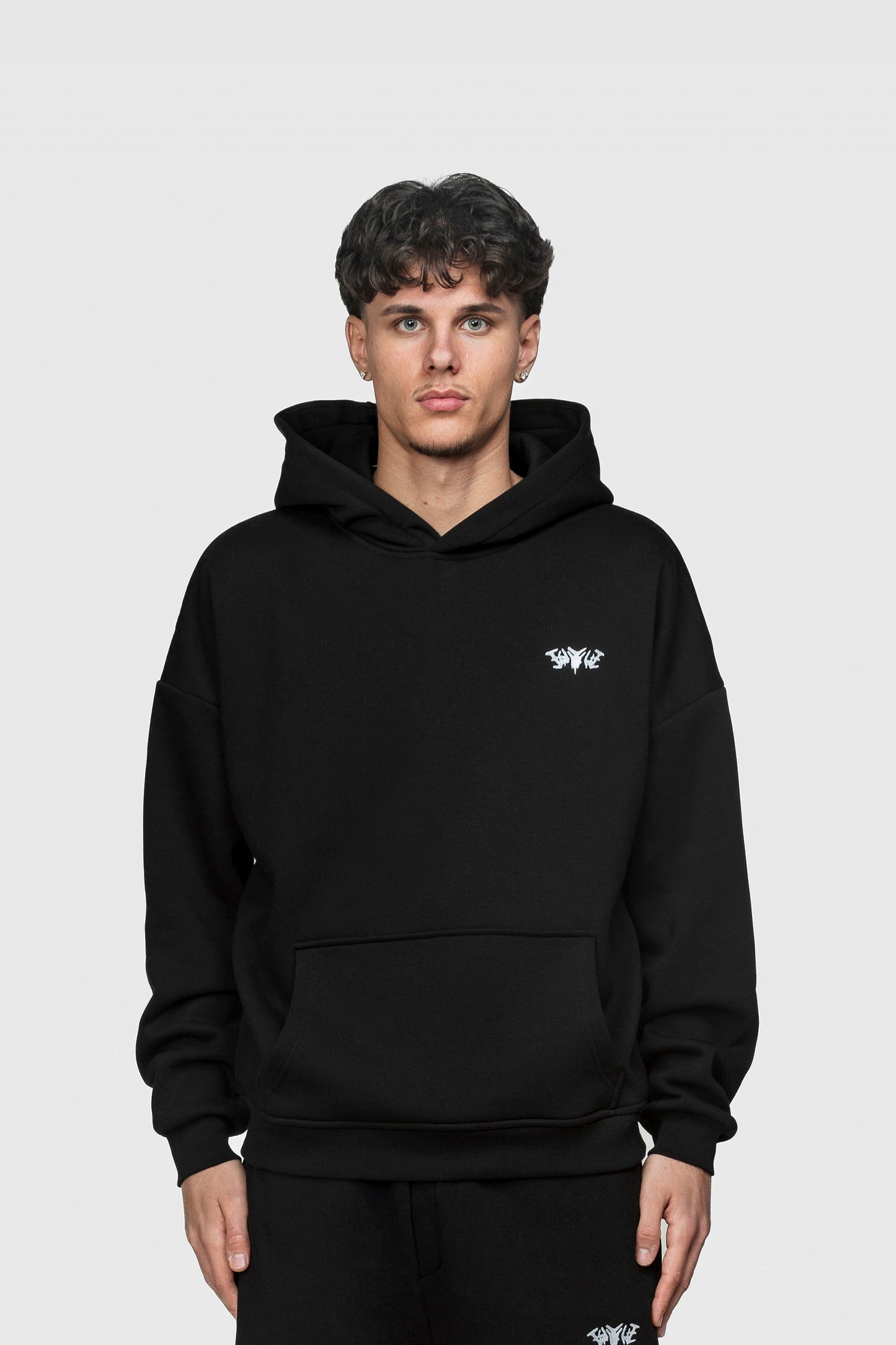 BASIC HOODIE BLACK