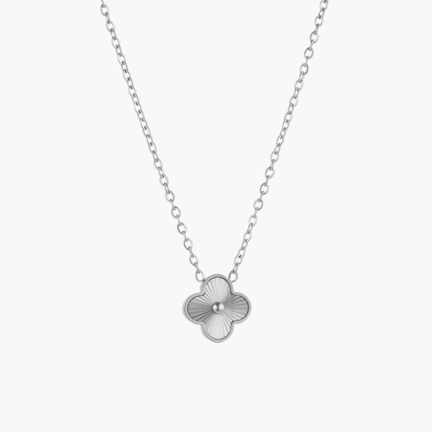 Plain Clover Necklace